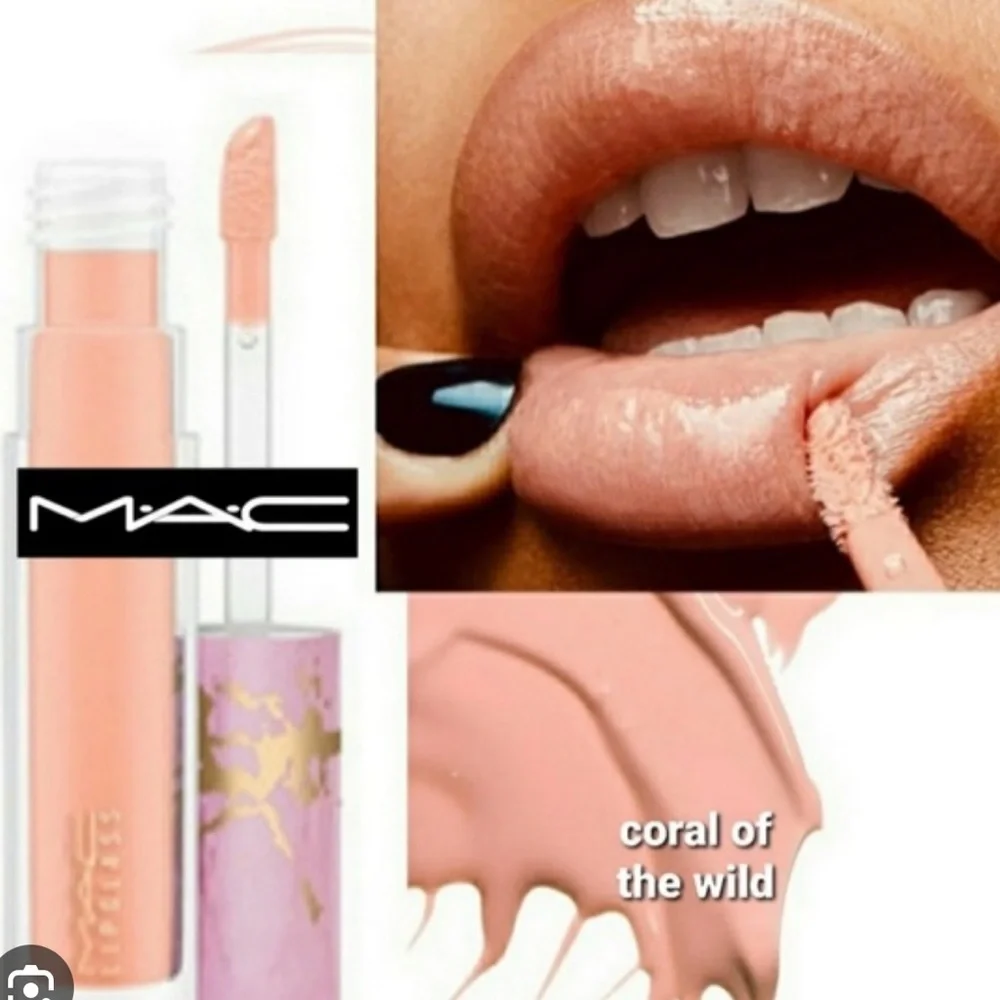 🌷🎃Mac Coral Of The Wild Lip Gloss